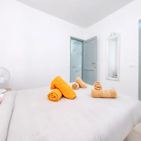 펜션 Happy - Shared Pool And Near The By Lanzarote