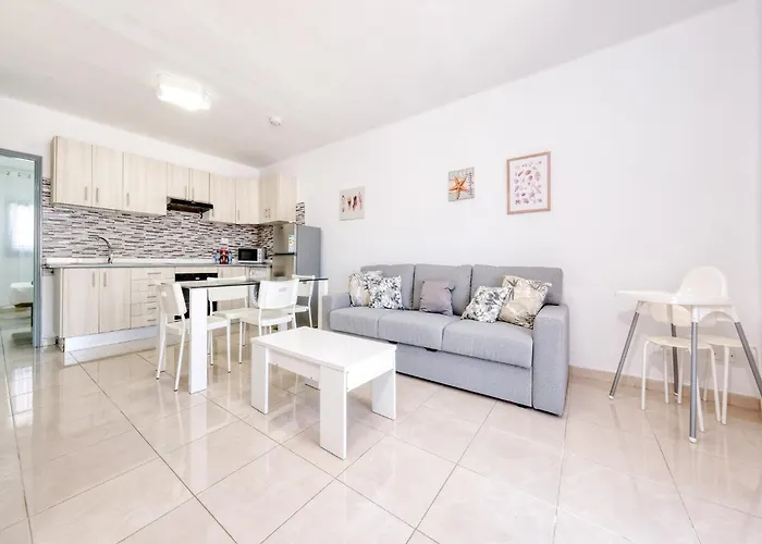 Happy - Shared Pool And Near The By Lanzarote Casa de Férias *