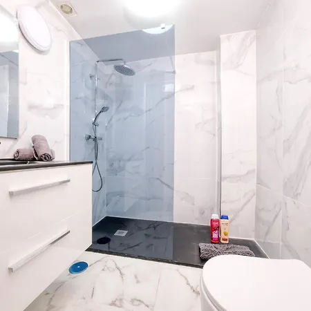 Happy - Shared Pool And Near The By Lanzarote Casa de Férias