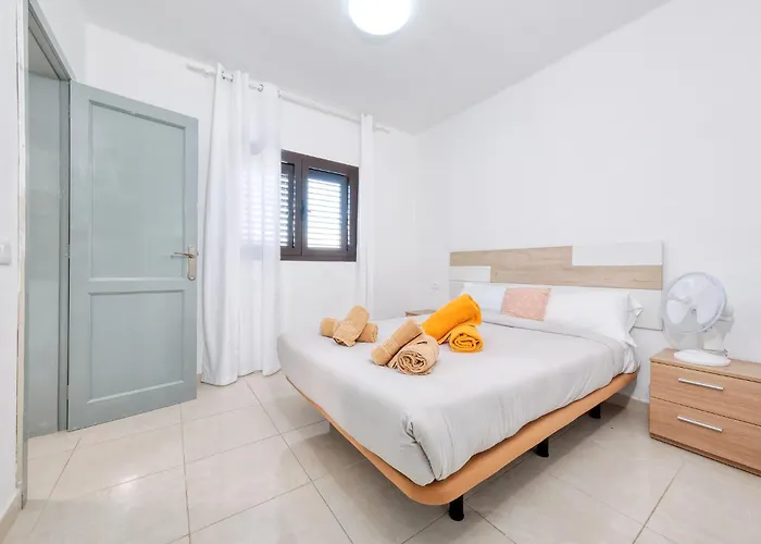 Happy - Shared Pool And Near The By Lanzarote בית נופש *